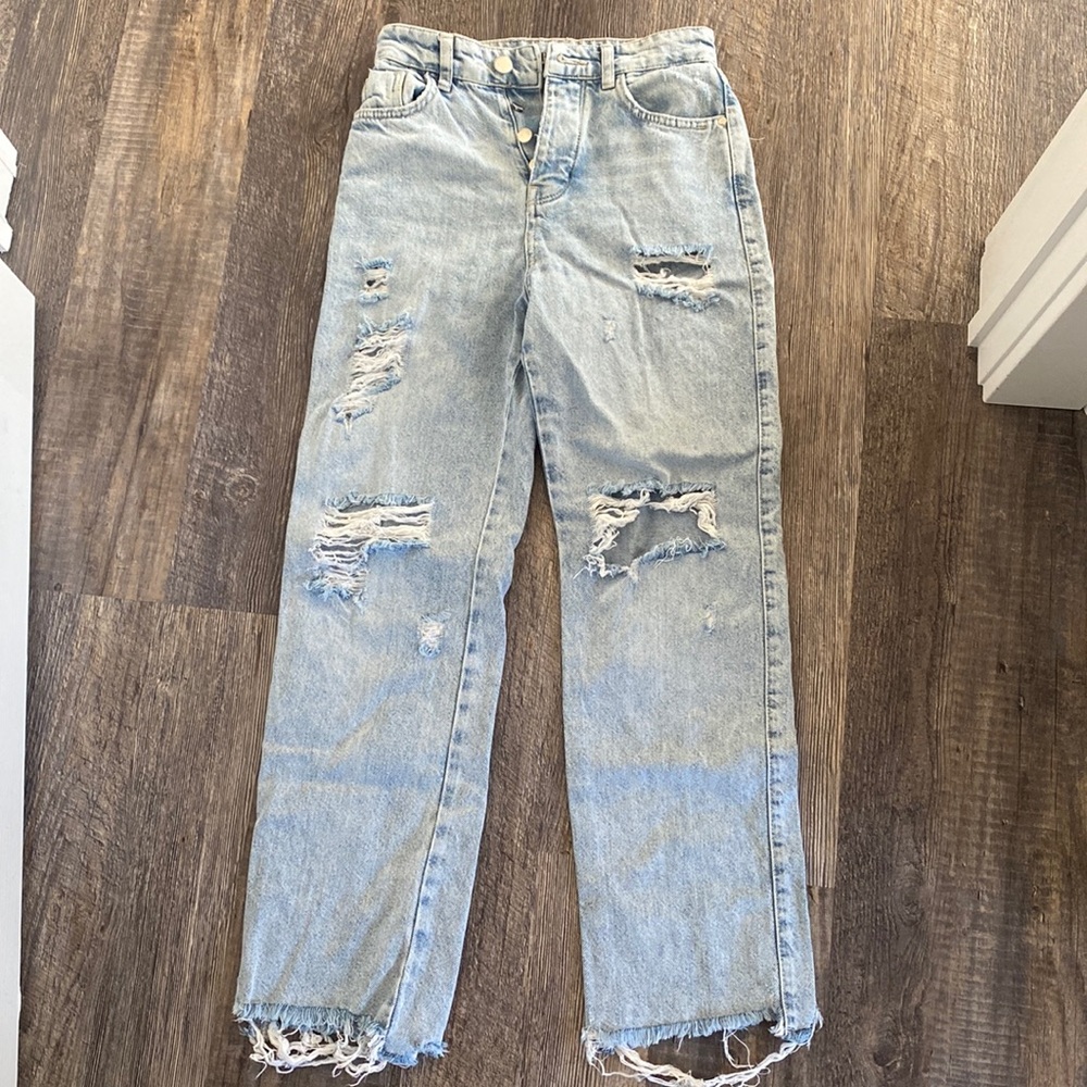 Zara ripped boyfriend jeans
